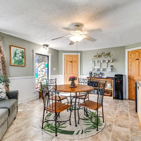 Cozy Conesus Vacation Rental Near Wineries and Lake!, ξενοδοχείο σε Conesus