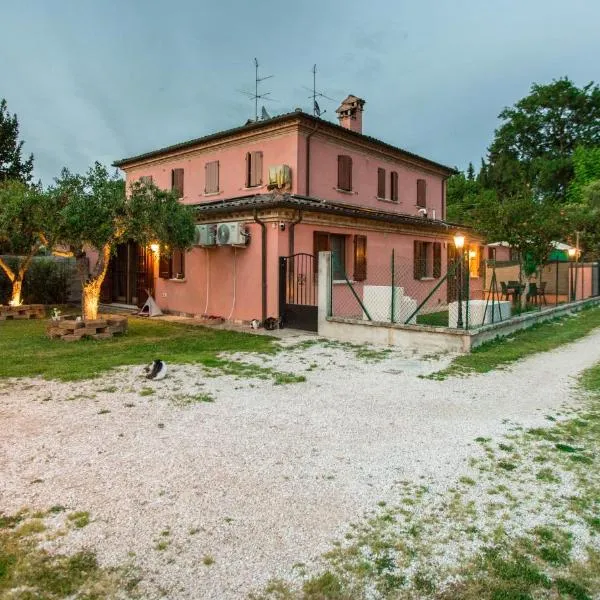 Casa di Marco e Kaila, Hotel in Tavullia