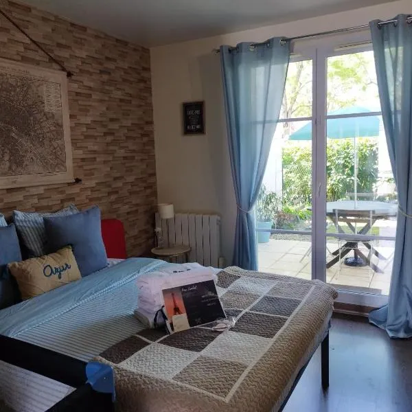 La Clef du Bonheur - 9 Min de Disney Jardin privatif, hotel in Bailly-Romainvilliers