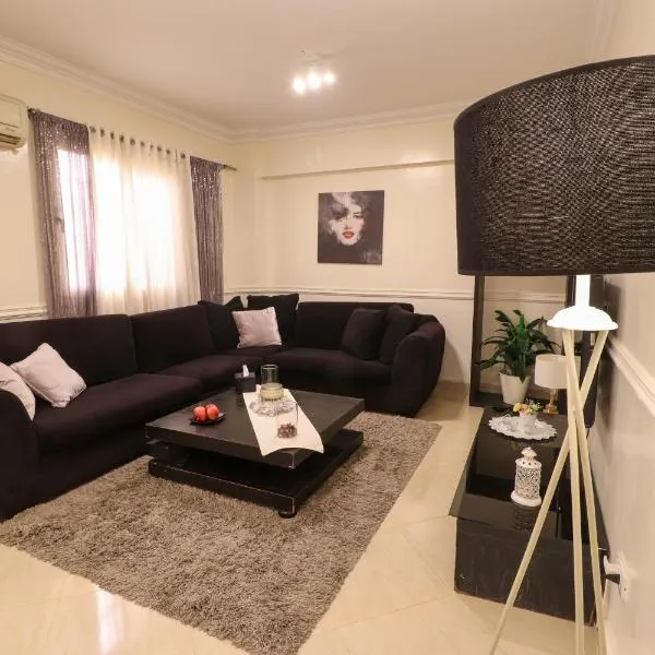 Luxurious 3 bedrooms flat in a premium location, hotel v destinaci Sheikh Zayed