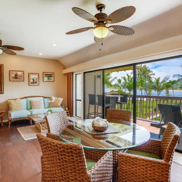 "Coconut Coast Beauty" Oceanview at Lae Nani 338 With AC, hotel in Kapaa