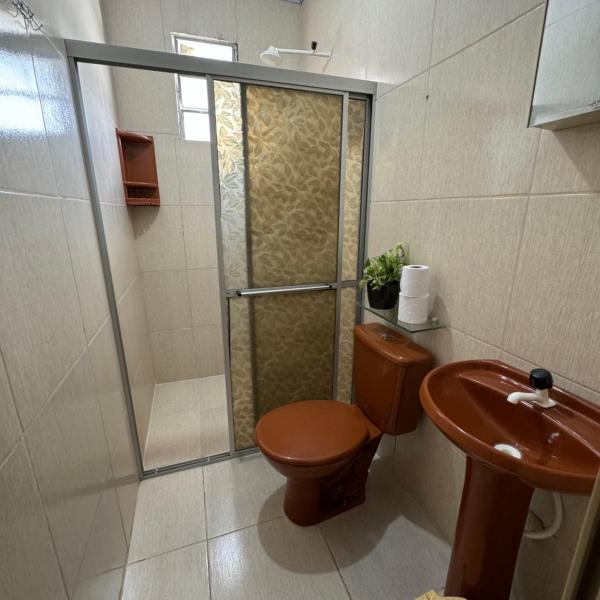 Apt com ótima localização, com Wi-fi, próximo do Shopping e Aeroporto - Foto 3