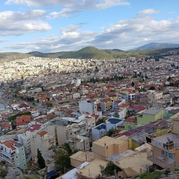 LAVİNYA PENSİON, hotel v destinaci Kusadası
