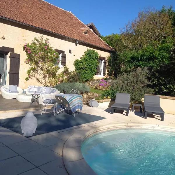 LES TALOCHES, hotel v destinaci Tourtoirac