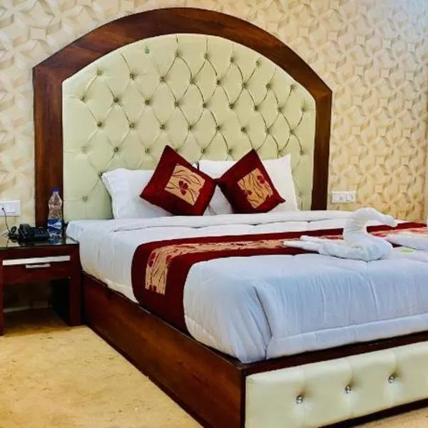 Hotel Radian regency - Top Rated Property in KUFRI, hotel en Pāīn Kūfar