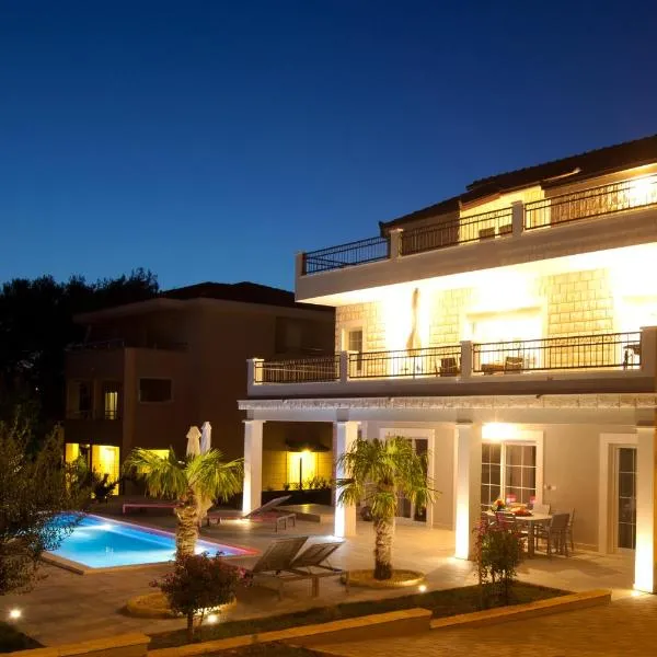 Polo Villa & Suites, מלון בפודסטראנה