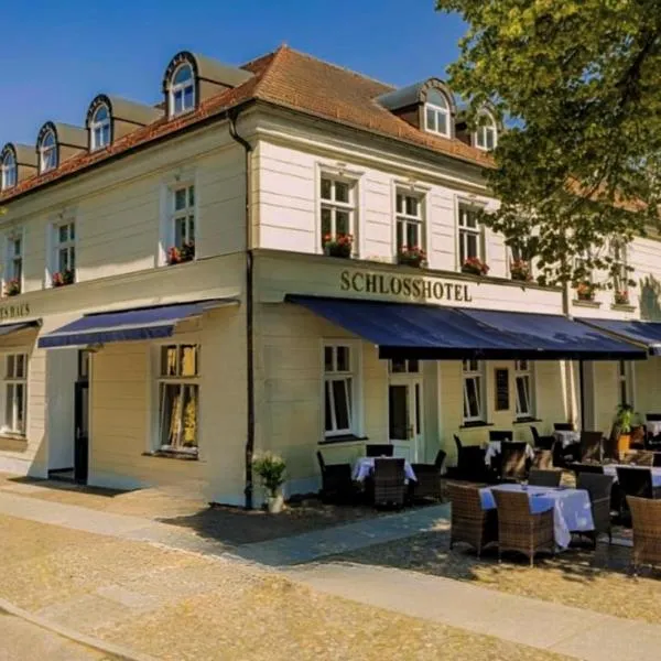 Schlosshotel Rheinsberg, hotel in Köpernitz