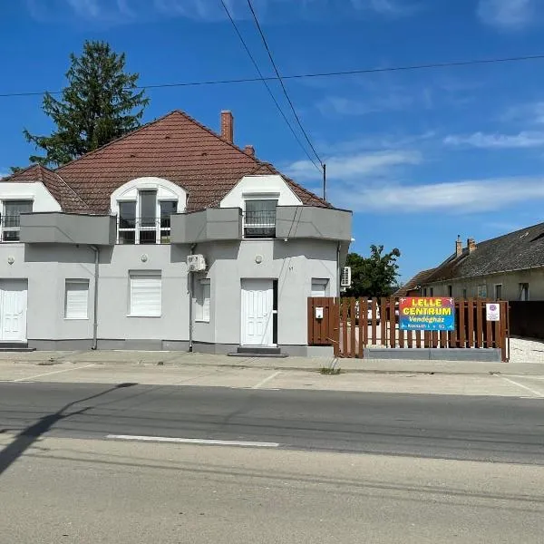 Lelle Centrum Vendégház, hotel v destinaci Balatonlelle