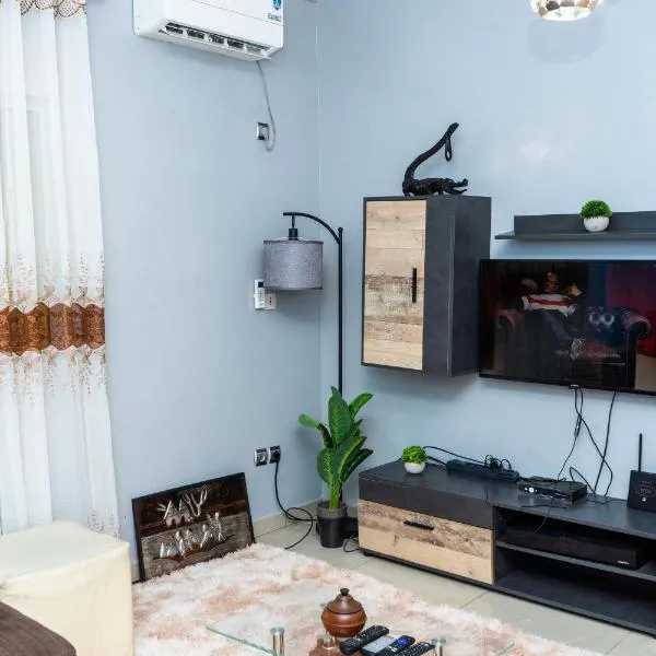 EG Studio-Carrefour ISTAMA-Sable Bonamoussadi, 0m from Road, cash or PayPal only, hotel en Douala