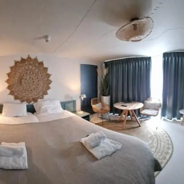 Hotel Liberte, hotel v destinaci Schoorl