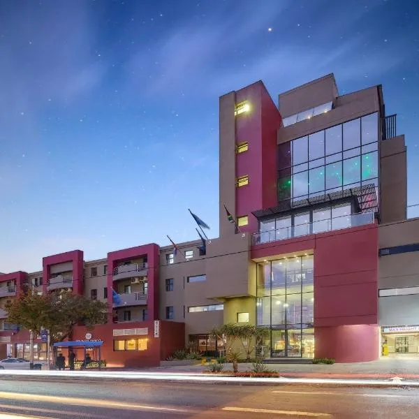 Protea Hotel by Marriott Pretoria Hatfield, khách sạn ở Pretoria