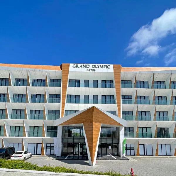 Arena Grand Hotel: Kuba şehrinde bir otel