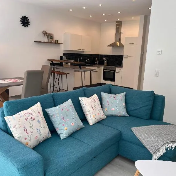 Behagliches Haus Luisa in der Dorfmitte, Hotel in Ippesheim
