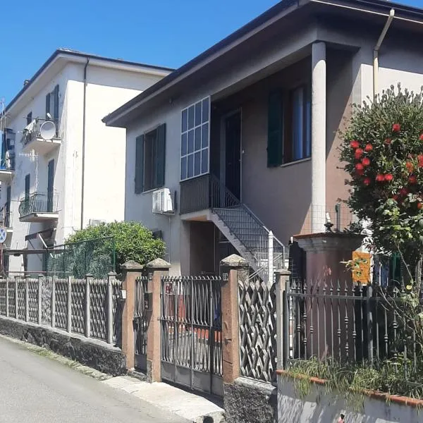 Casa vacanza DH, hotel v destinaci La Spezia