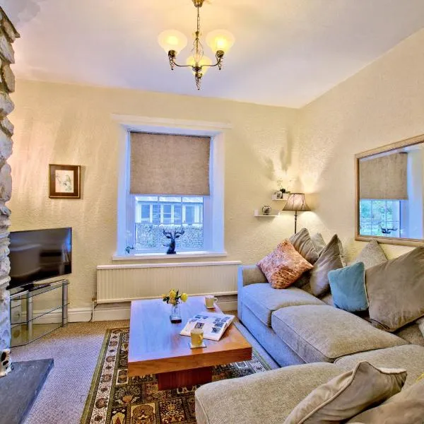 Labernum Cottage, Ingleton, Yorkshire Dales National Park, Famous Three Peaks, Near The Lake District, Pets Are Welcome, hotel in Ingleton 