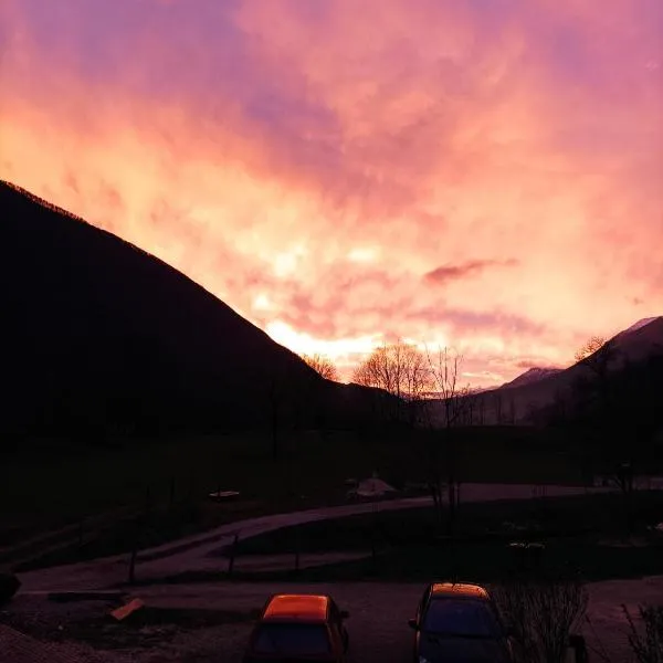 Sončni zahod, ξενοδοχείο σε Kobarid