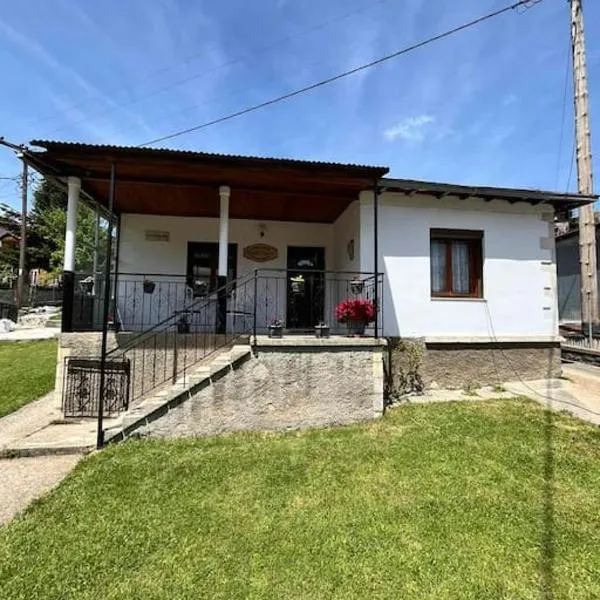 Rustic House, hotel v destinaci Miléa