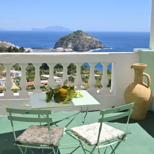 Villa Eleonora, un angolo di Paradiso ad Ischia、イスキアのホテル