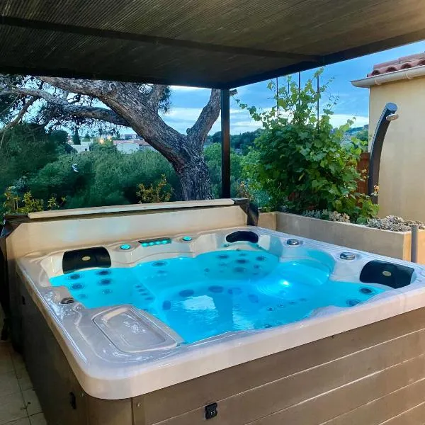 Villa - Marseille, hotel in Marseille
