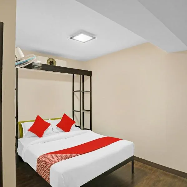 OYO Flagship Being Lazy, hotel v destinácii Sūrajpur
