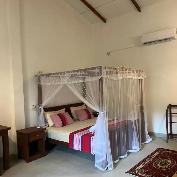 TEMBO Luxury Suites, hotel v destinaci Nochchiyagama