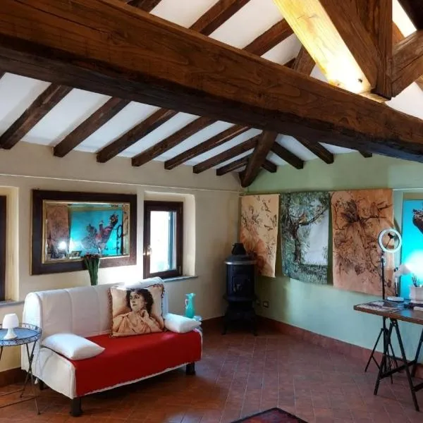 Casa d'artista: E poi tornarono le rondini..., hotel Soriano nel Ciminóban