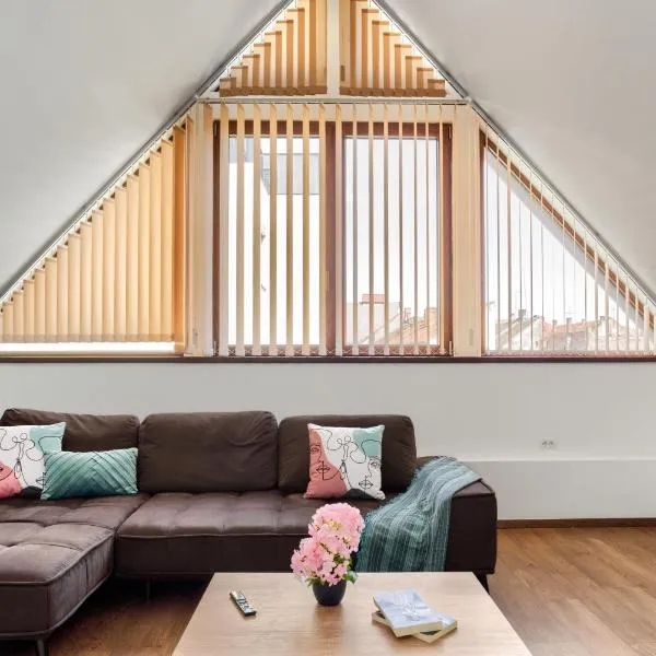 ARI Central Grand SkyView - Family Apartment, Hotel in Arad