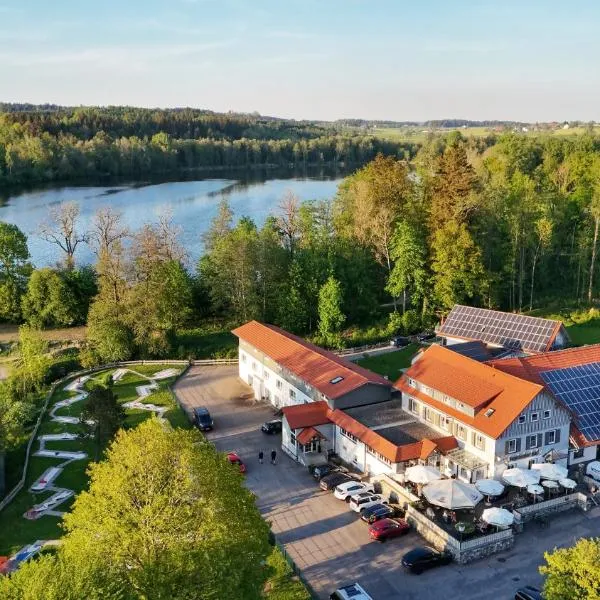 Traditions-Gasthaus Bayrischer Hof, hotel in Aichstetten