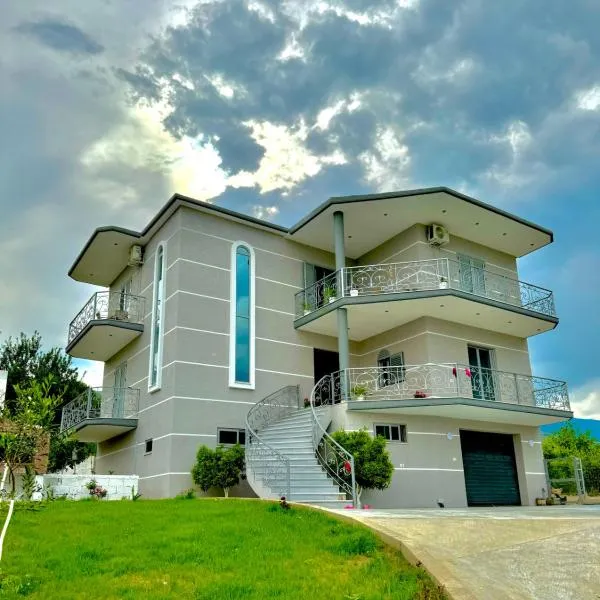 Bujtina Amar, hotel in Lazarat