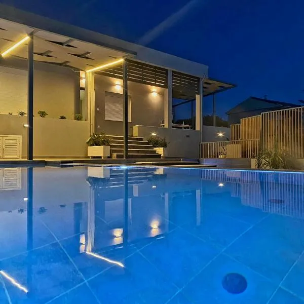 Villa FelMar, hotel em Almirón