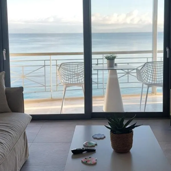 Christellie Luxury Apartment, hotel in Kiaton