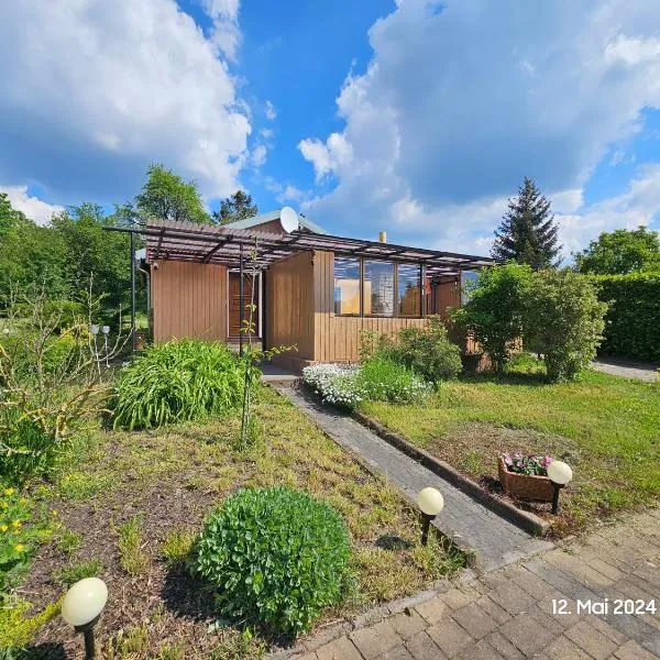 Bungalow ,, Zur langen Heide,,, hotel din Hildburghausen