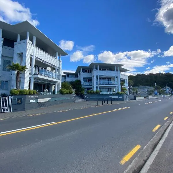 By the Sea, hotel v destinaci Paihia