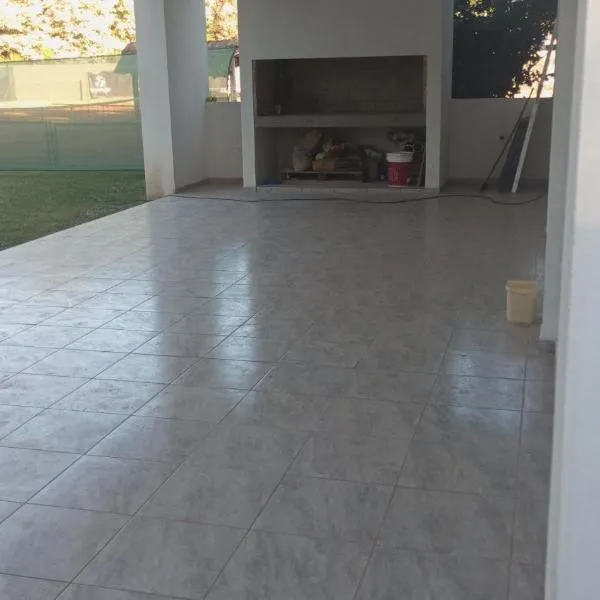 Quinta El Pinar Tenis, Hotel in San Nicolás de los Arroyos