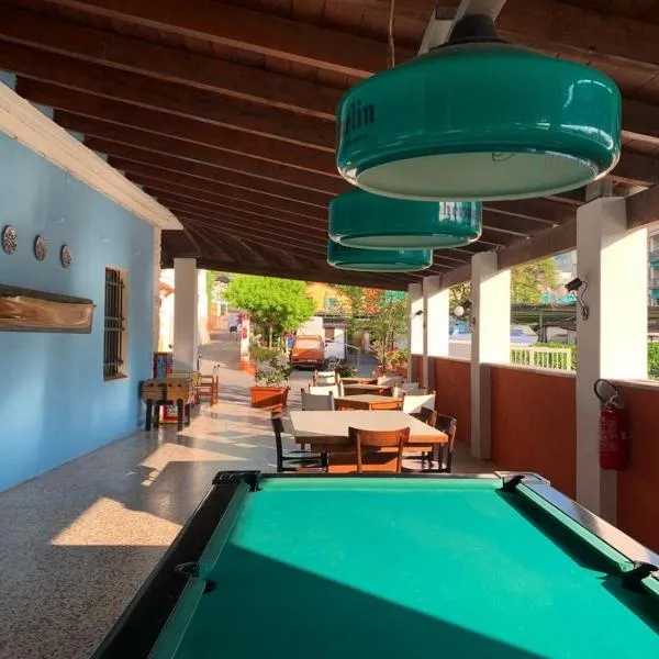 Parco vacanze e appartamenti Pfirsich, hotel in Borghetto Santo Spirito