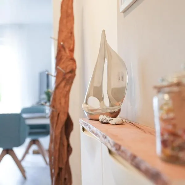 gemütliches Ferienhaus hinterm Deich, hotel a Friedrichskoog