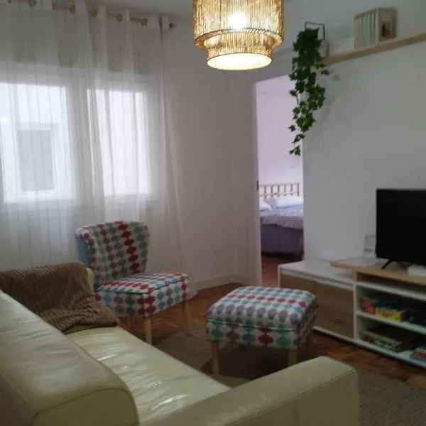 La cámara secreta de BelNi, hotel v destinaci Avilés