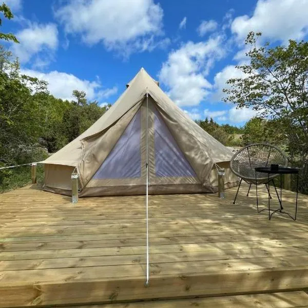 Glamping Tent Mariehamn、マリエハムンのホテル