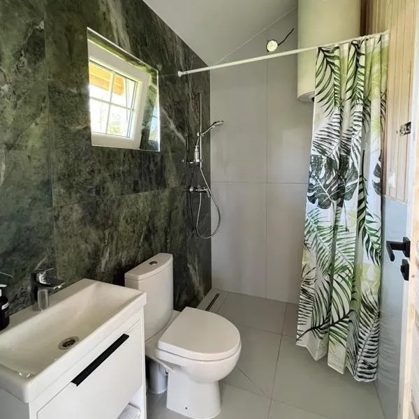 Žalčio guolis, hotel v destinaci Lekėčiai