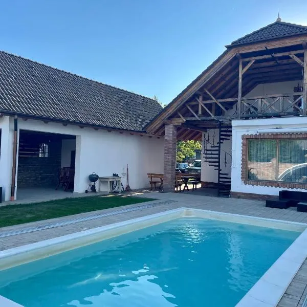 Mariska, hotel v destinaci Balatonkeresztúr