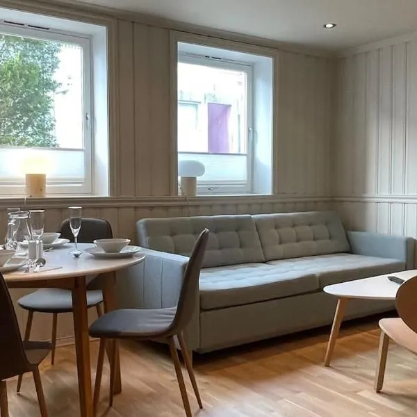 Ledaal Place 1 by Stavanger BnB، فندق في ستافانغر