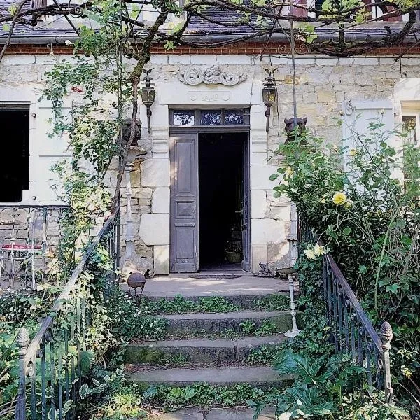 Ferme de la Dorvallière, hotel di Turenne