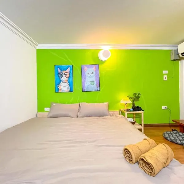 Happy Home - Nhà phố cổ, hotel v Hanoji