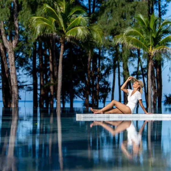 Le Meridien Phuket Mai Khao Beach Resort, hotel in Mai Khao Beach
