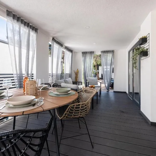 Luxury mobile home HIMALAJA, Oaza mira, Drage، فندق في دراغ