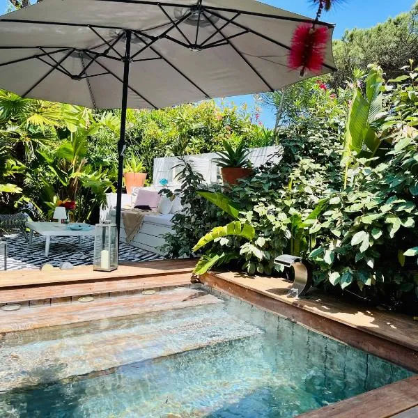 Casa Bambou An hidden gem near Saint Tropez with private pool、ガッサンのホテル
