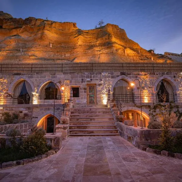 Sur Cave Hotel, hotel v mestu Urgup