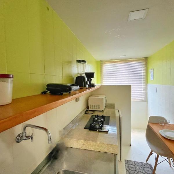 LOFT aconchegante no Centro de Macaé - Wifi, Ar condicionado, tv Smart e Cozinha completa - Foto 4