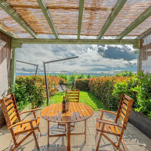 La Novellina Holiday Home, Langhe, hotel a Novello