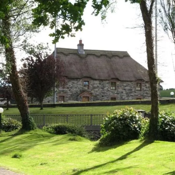An Maide Bán, Cootehill, hotel in Cootehill